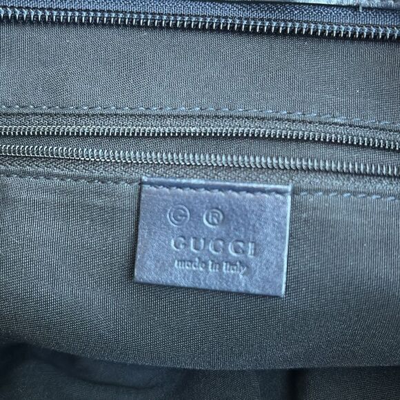 Gucci Sherry line Crossbody Bag - Picture 9 of 13